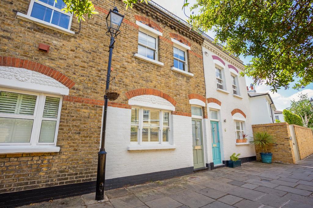 Quill Lane, Putney, London, SW15 2 bed terraced house £1,000,000