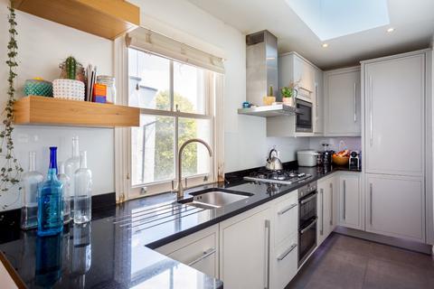 8 Quill Lane, London, SW15 1PD