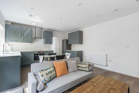 1 bedroom apartment to rent - Elm Grove London SW19