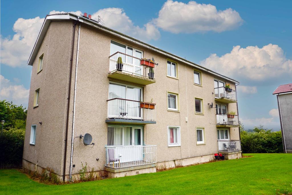 Whitehills Place, East Kilbride G75 2 bed flat for sale £75,000
