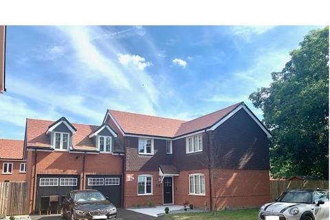 undefined, Garrett Drive,  Shinfield,  RG2