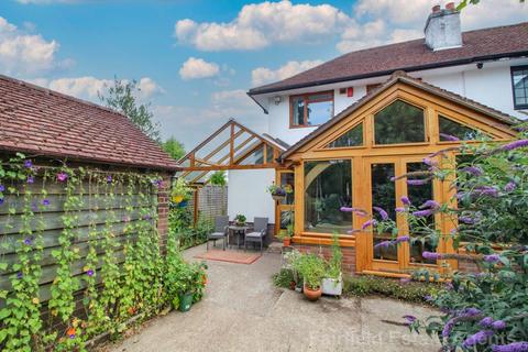 undefined, Oaklands Avenue, Oxhey Hall