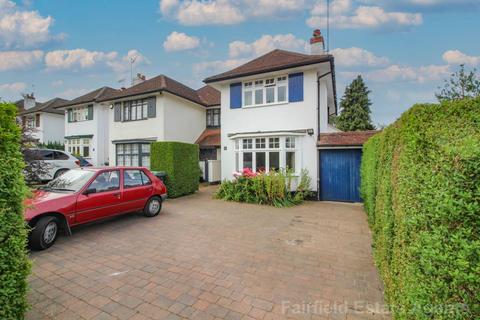 3 bedroom semi-detached house for sale, Oaklands Avenue, Watford, WD19