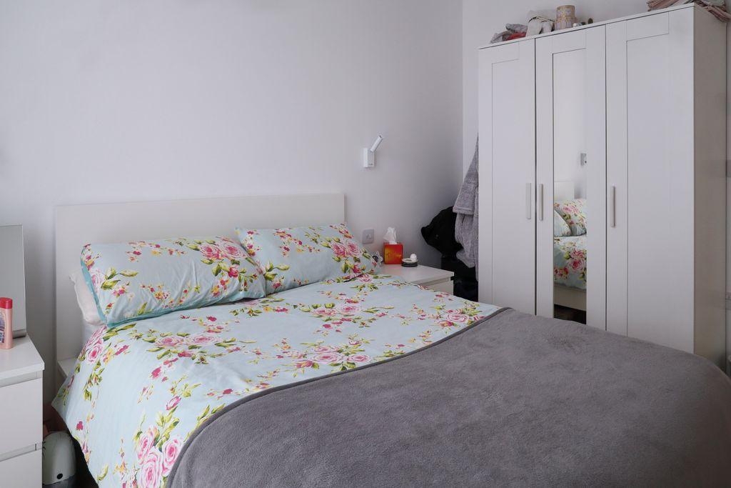Bedroom 1 (Double)