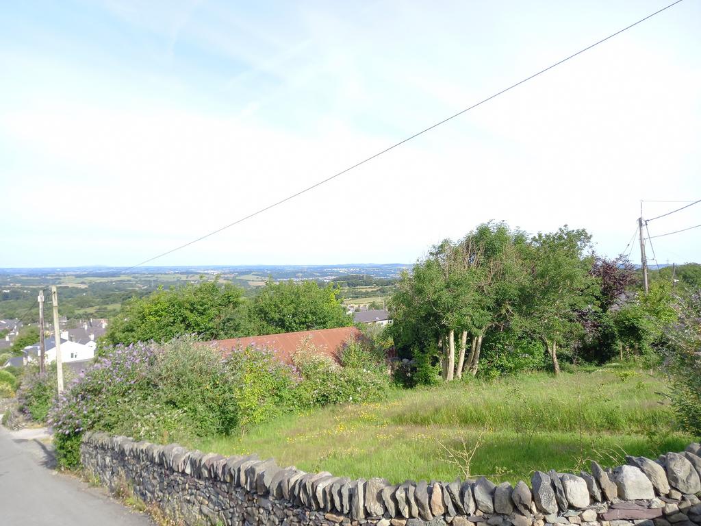 High Street, Rachub LL57 3 bed semidetached house for sale £175,000