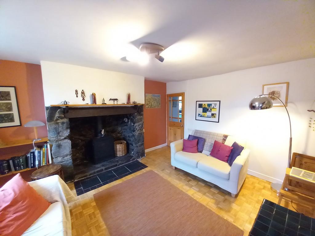 High Street, Rachub LL57 3 bed semidetached house for sale £175,000