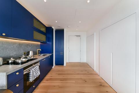 Studio to rent, Douglass Tower, Goodluck Hope, London, E14