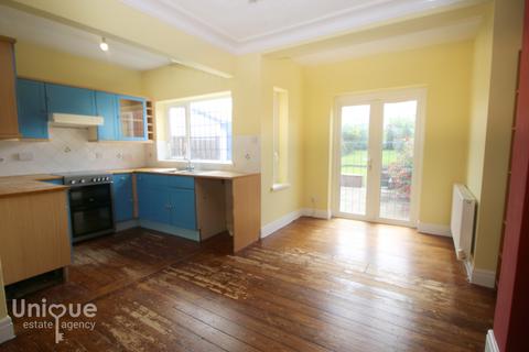 22 Sandhurst Avenue, Bispham, Blackpool, FY2 9AU