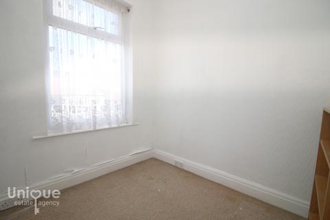 22 Sandhurst Avenue, Bispham, Blackpool, FY2 9AU