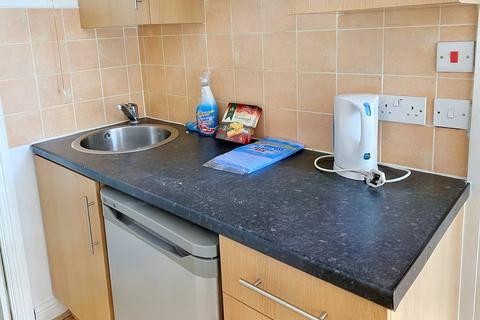 1 bedroom in a house share to rent, 28 Burton Avenue bed3, Doncaster DN4