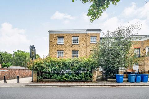 3 bedroom flat to rent, Grove Lane, London SE5