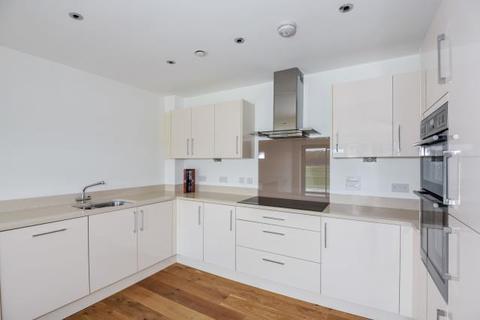 2 bedroom apartment to rent - Challow House,  Newbury,  RG14