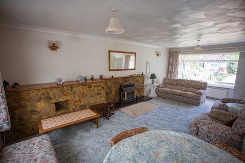 189 Bush Road, Cuxton, Rochester, ME2 1HB