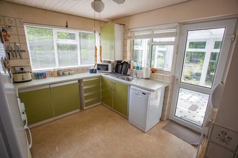189 Bush Road, Cuxton, Rochester, ME2 1HB