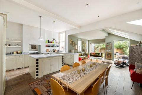 5 bedroom semi-detached house for sale - Keyes Road, Mapesbury, London, NW2.
