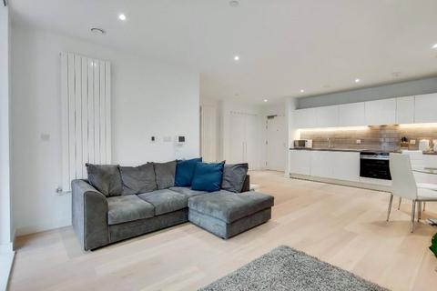 2 bedroom apartment to rent - Fairwater House, Bonnet Street, London, E16