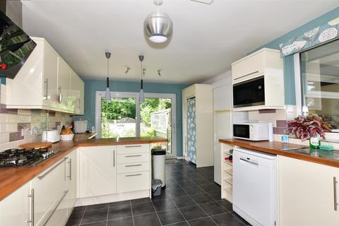 4 bedroom detached bungalow for sale - Kenilworth Close, St Margarets Bay, Dover, Kent