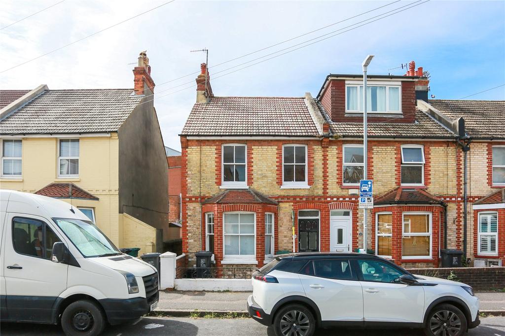 Vale Road, Portslade, East Sussex, BN41 3 bed semidetached house £