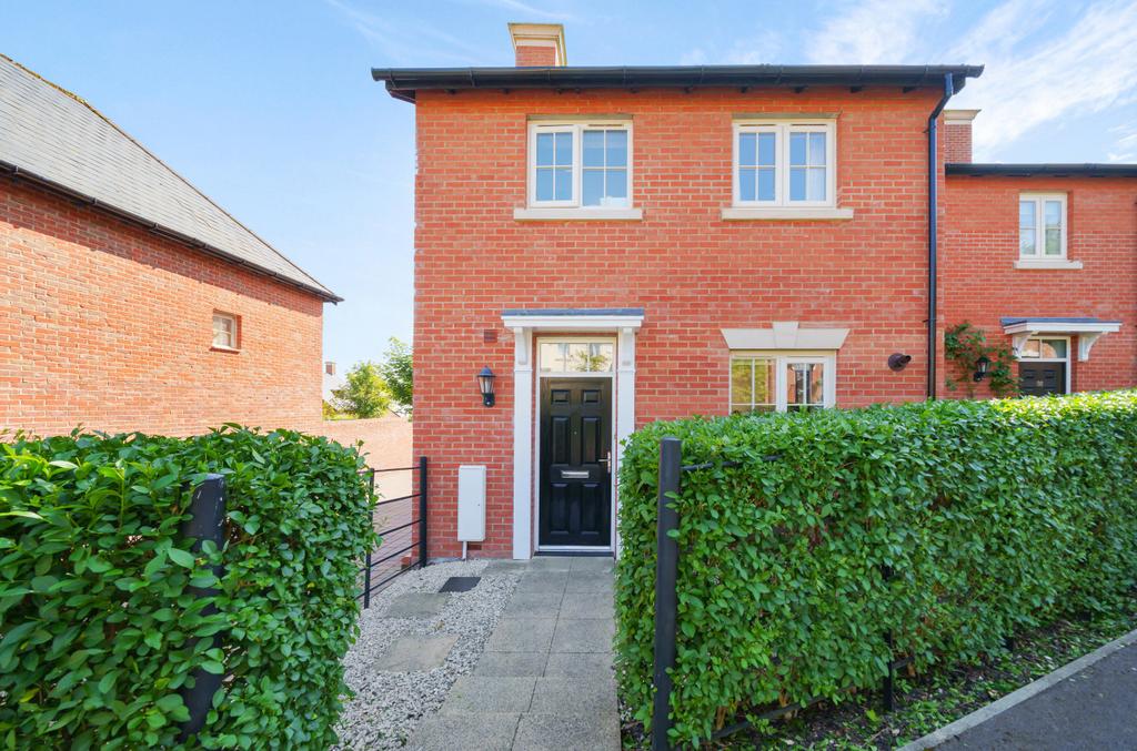 Pitt Road, Winchester, Hampshire, SO22 2 bed end of terrace house for