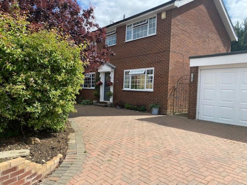 Main Street, Maids Moreton 4 bed detached house £619,950