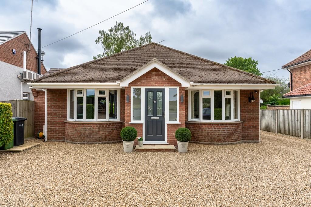 South Wootton 3 bed detached bungalow for sale £499,950