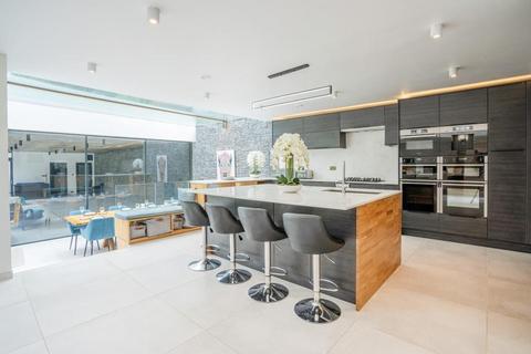 Flat 2, Meriden House Foxcombe Road, Boars Hill, Oxford, OX1 5DG
