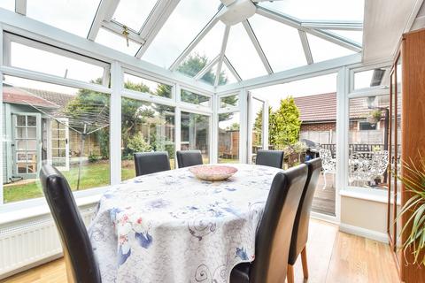 9 Briar Close, Yapton, Arundel, BN18 0ES