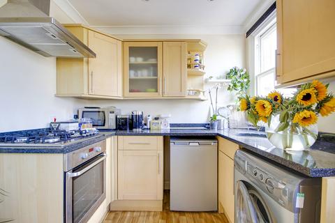 Flat 2, 24 Berkeley Road, Hornsey, London, N8 8RU