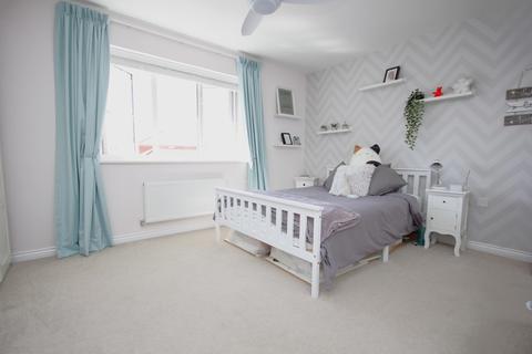 23 Firecracker Drive, Locks Heath, Southampton, SO31 6BW