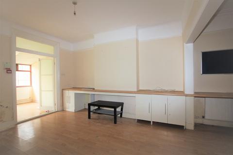 95 Park Avenue, Mitcham, CR4 2ES
