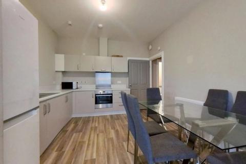 2 bedroom flat to rent, Stein Crescent, Stoneywood, Denny, Stirlingshire, FK6