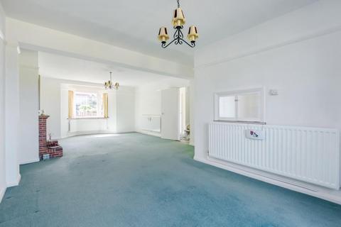 27 Abbotsbury Road, Bromley, BR2 7HG
