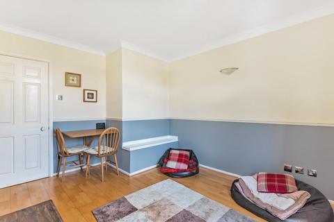 10 Trafalgar Close, Rotherhithe, London, SE16 7RL