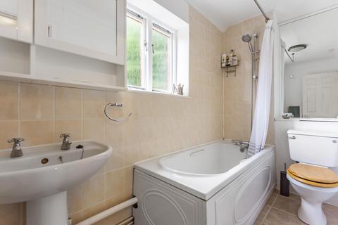 10 Trafalgar Close, Rotherhithe, London, SE16 7RL
