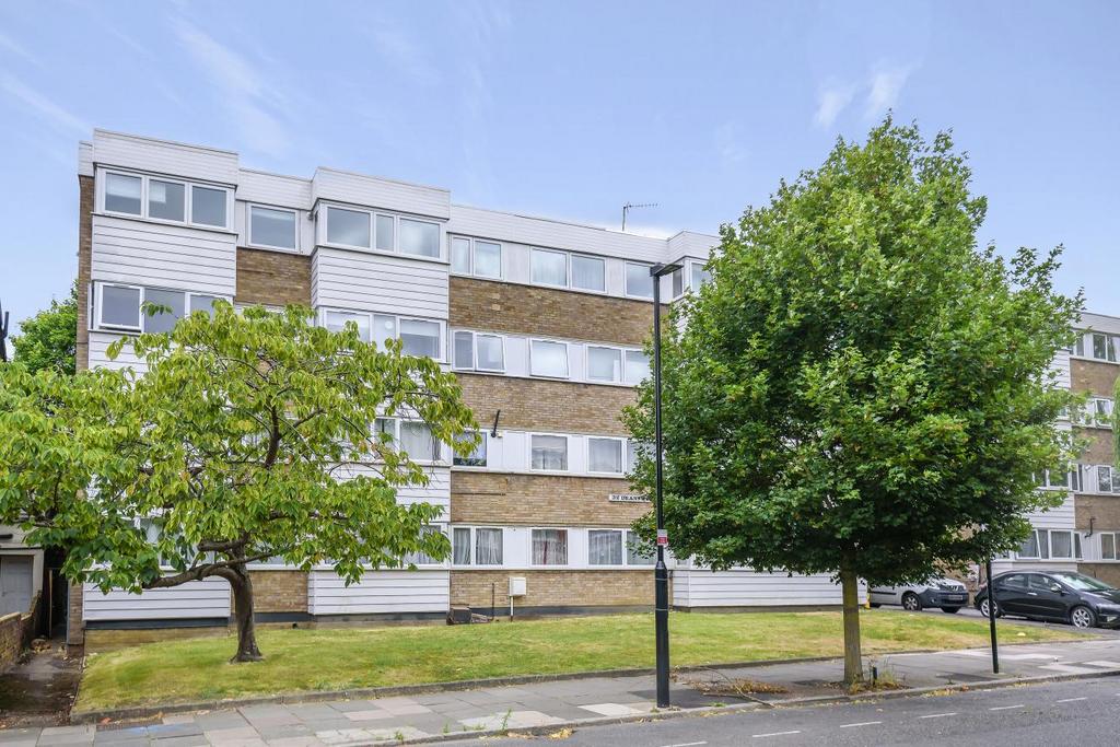 Maidstone Road, Bounds Green Studio £270,000