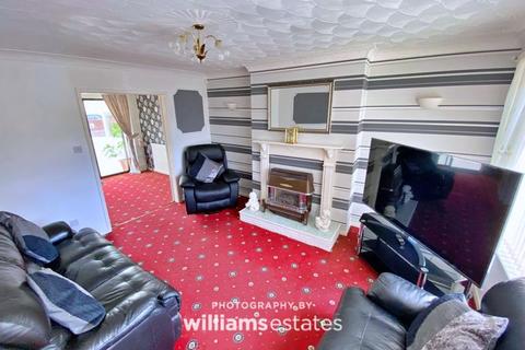 4 Broadway, Prestatyn, LL19 8AU