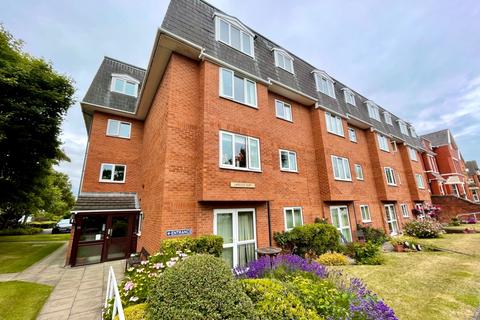 1 bedroom apartment for sale - Cambridge Court, Cambridge Road, Southport, Merseyside, PR9 9PU