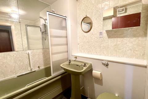 1 bedroom apartment for sale - Cambridge Court, Cambridge Road, Southport, Merseyside, PR9 9PU
