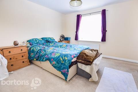 4 Bradman Walk, Rotherham, S62 7AE