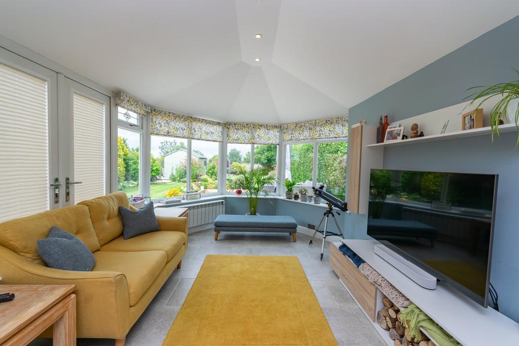 Singleton Road, Weeton, Preston, PR4 4 bed semidetached house £485,000