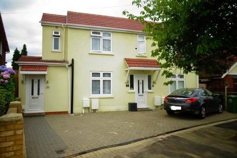 4 Ethel Road, Ashford, TW15 3RB