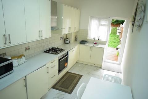 4 Ethel Road, Ashford, TW15 3RB