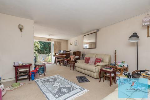 56 Chalky Road, Portslade, Brighton, BN41 2WF