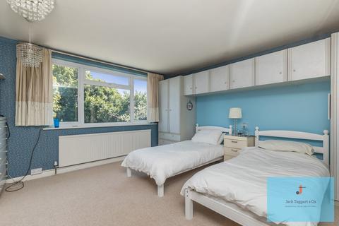 56 Chalky Road, Portslade, Brighton, BN41 2WF