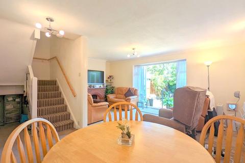 30 Horsham Road, Feltham, TW14 8LW
