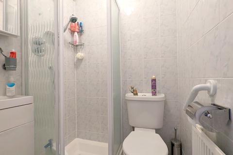 30 Horsham Road, Feltham, TW14 8LW