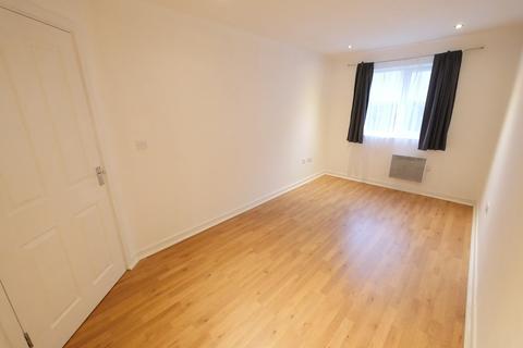 1 bedroom ground floor flat for sale - Dudley Place, Stanwell, Staines-upon-Thames, TW19