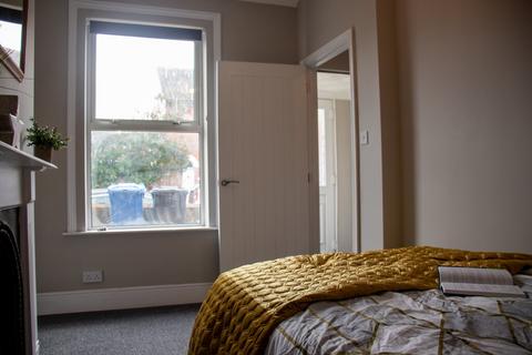 4 bedroom terraced house to rent - Nelson Street