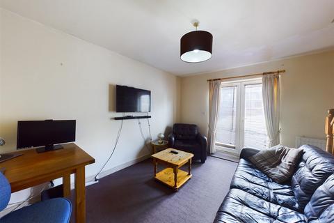 4 Ingle Close, Scarborough, YO12 4AY