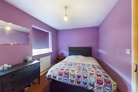4 Ingle Close, Scarborough, YO12 4AY